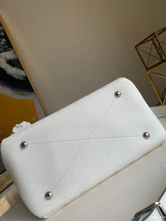 HOBO VUITTON MM LOUIS BEAUBOURG 0622